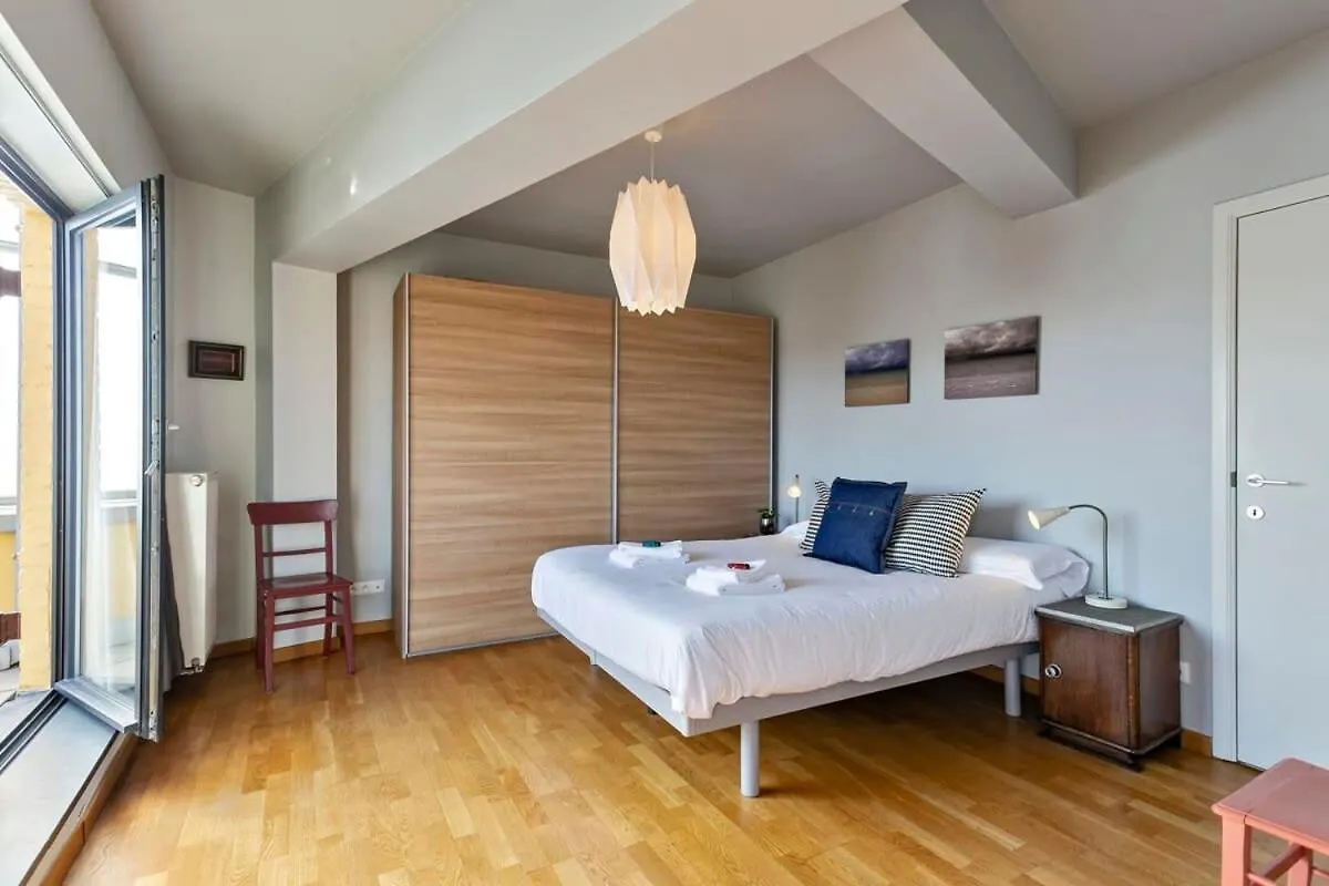 شقة Huswell - Penthouse With Big Terrace And Sea View أوستيند 0*,  بلجيكا